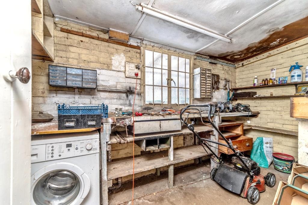 Images for Bowhill, Bedford