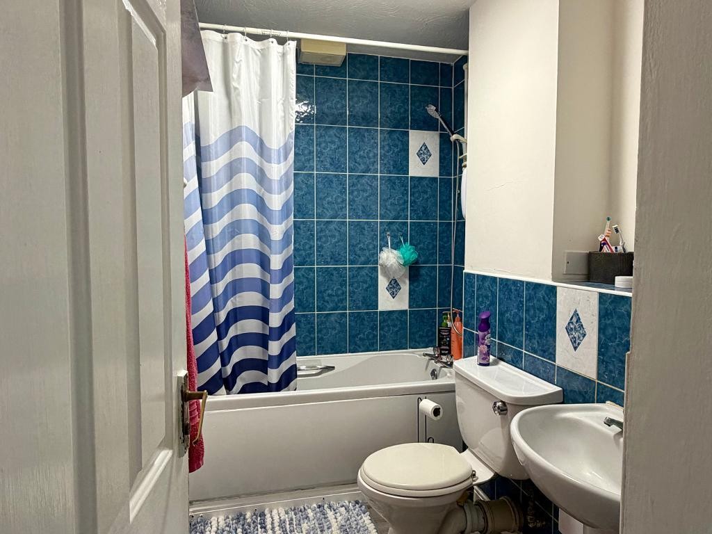 Images for Redwood Grove, Bedford