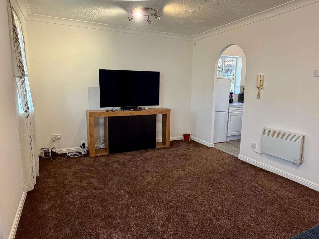 Images for Redwood Grove, Bedford